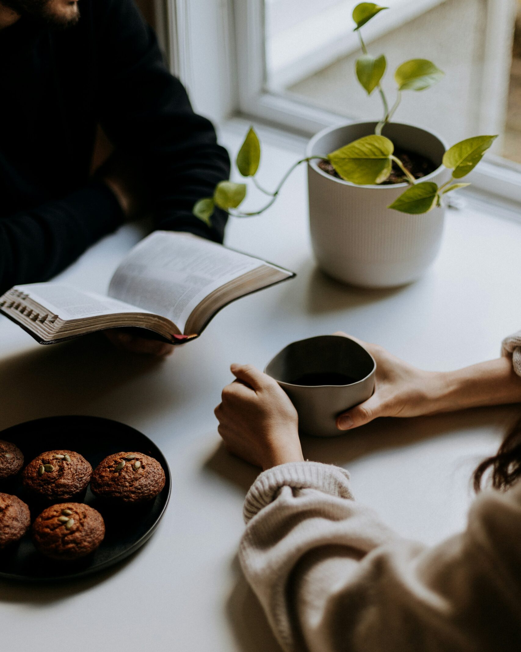priscilla-du-preez-DLuorYRjxJw-unsplash